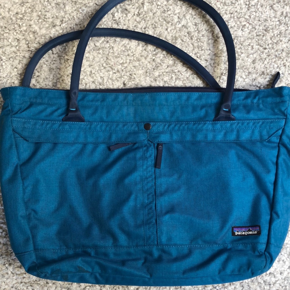 Patagonia zip top tote